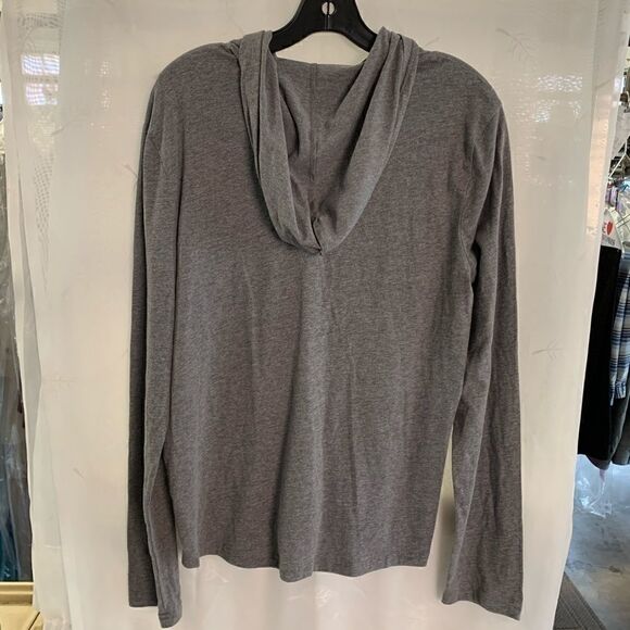 Hollister long sleeve t-shirt with hood small. - Picture 4 of 5